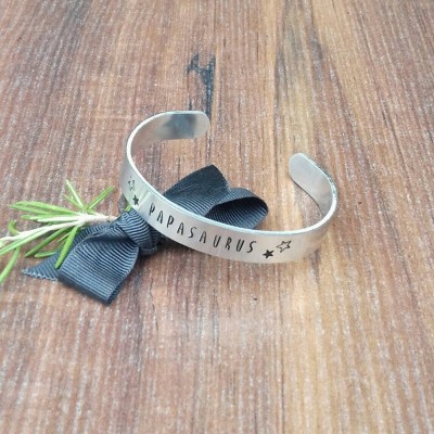 Daddy Dinosaur Gift, New Dad Gift, Gifts For Daddy Christmas, Papasaurus Gifts, Hand Stamped Cuff Bracelet,