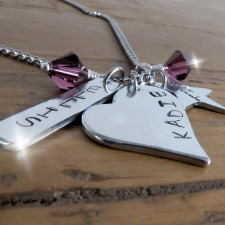 Crafting Stories: Your Personalised Name Necklace Journey