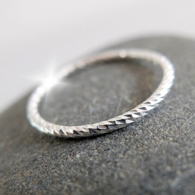 Silver Rope Stacking Ring, Rope Ring, Twisted Silver Ring, Silver Rope Ring, Silver Spiral Ring, Narrow Silver Ring, Silver Stacking Rings