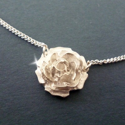 Silver Rose Necklace, Silver Rose Pendant, Roses Necklace, Rose Jewellery, Mothers Day Gift, Wedding Jewellery, Necklace for Bride
