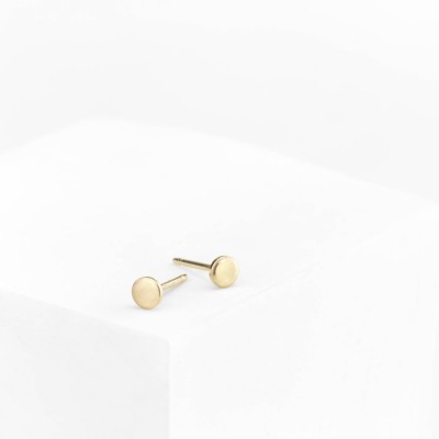 Circle Stud Earrings / 18k Gold Filled, Sterling Silver, or 18k Rose Gold Filled Earring / Simple Everyday Earrings / LE417_03