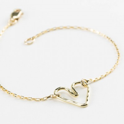 Delicate Heart Bracelet • Dainty Heart Charm Bracelet in Gold, Silver, Rose Gold • Gifts for sisters, Gifts for mom, Friend Gifts • LB112