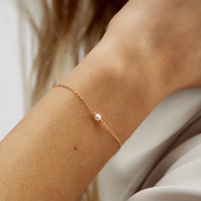 Minimal Jewelry Gift - Dainty Tiny Pearl Bracelet - 18k Gold Fill, Rose Gold Fill, Sterling Silver - Handmade Jewelry Gift - LB613