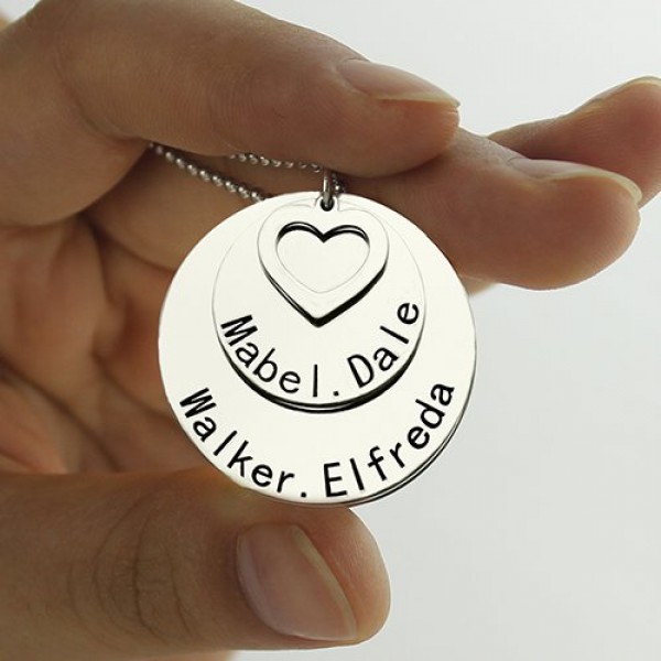 Disc Family Pendant Necklace Engraved Names in Silver - The Handmade ™