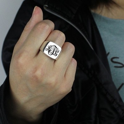 Personalised Signet Ring Silver with Monogram - The Handmade ™