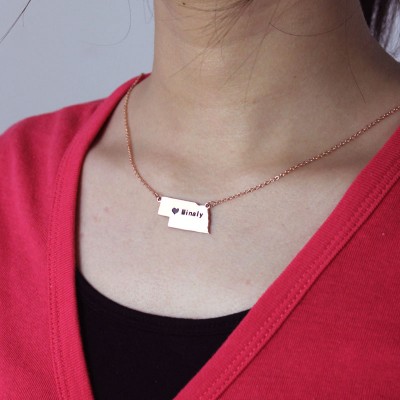 Nebraska State Shaped Necklaces With Heart Name Rose Gold - The Handmade ™
