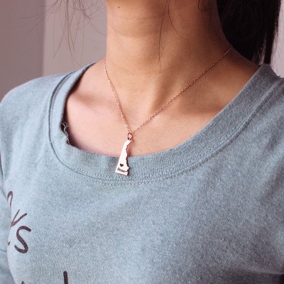 Delaware State Shaped Necklaces With Heart Name Rose Gold - The Handmade ™