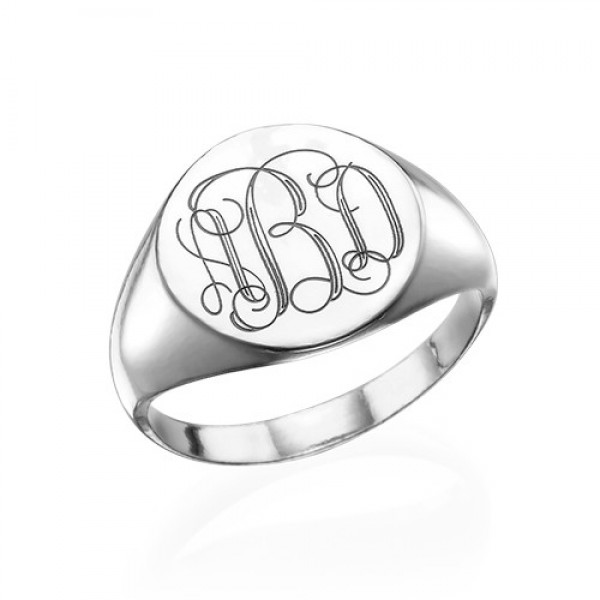 Signet Ring in Silver with Engraved Monogram - The Handmade ™
