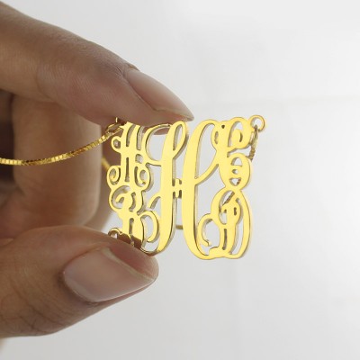 Gold Family Monogram Necklace With 5 Initials - The Handmade ™