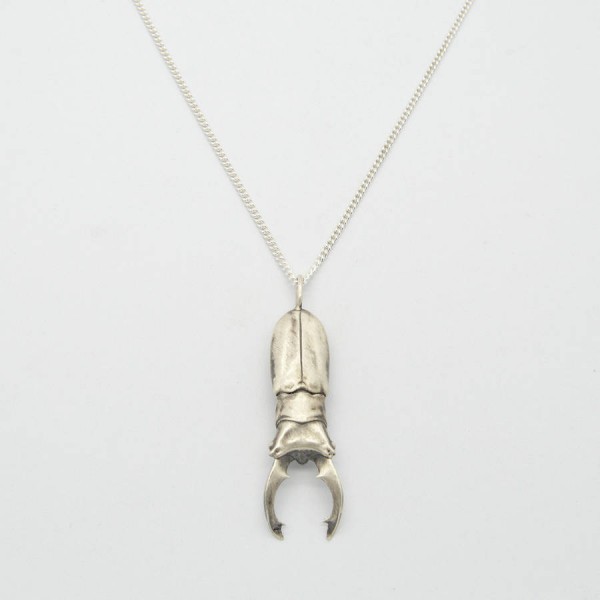 Arma Beetle Pendant - The Handmade ™