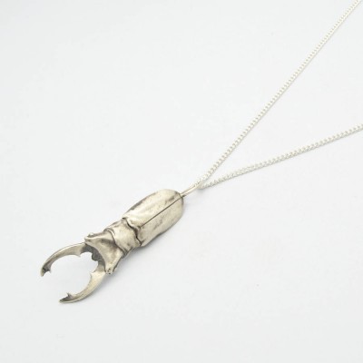 Arma Beetle Pendant - The Handmade ™