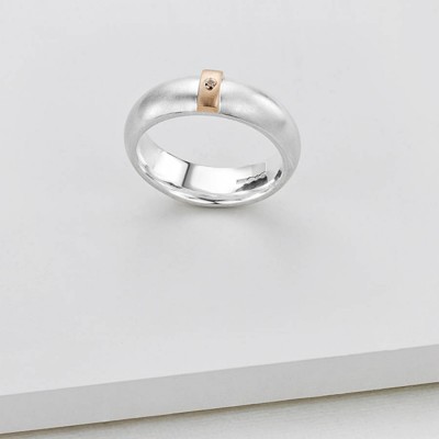 Cognac Diamond Linear Ring - The Handmade ™