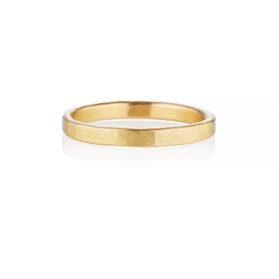 Arturo Hammered Wedding Ring For Men In Fairtrade Gold - The Handmade ™