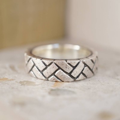Herringbone Brick Silver Ring - The Handmade ™