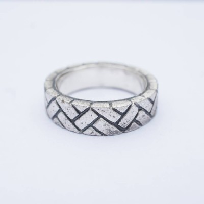 Herringbone Brick Silver Ring - The Handmade ™