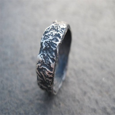 Rocky Outcrop Ring - The Handmade ™