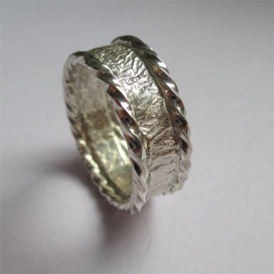 Rocky Outcrop Twist Ring - The Handmade ™