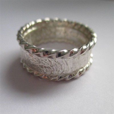 Rocky Outcrop Twist Ring - The Handmade ™