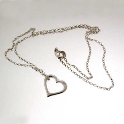 Valentines Silver Heart Necklace - The Handmade ™