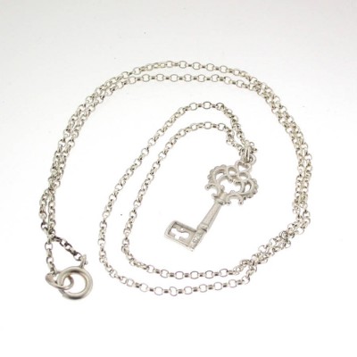 Silver Heritage Key Pendant With 18 Silver Chain - The Handmade ™