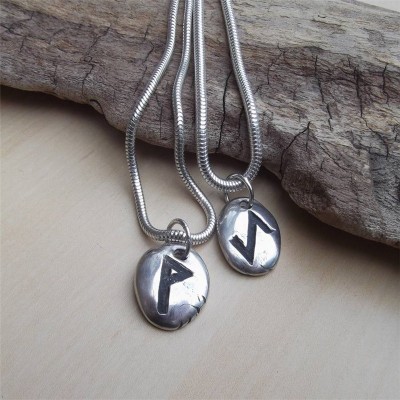 Silver Rune Stone Necklace - The Handmade ™