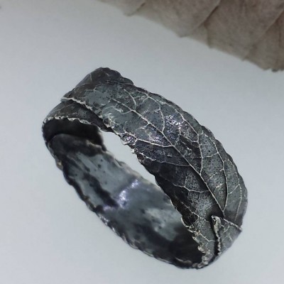 Silver Three Leaf Band Ring - The Handmade ™