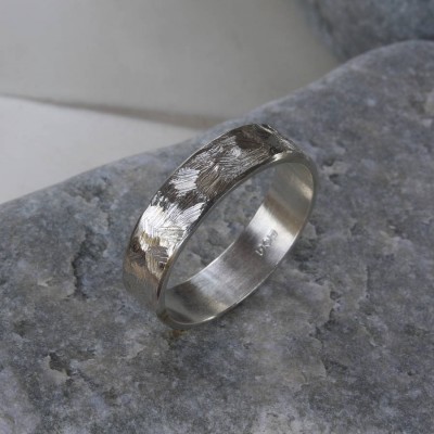 Unisex Textured Silver Band Ring - The Handmade ™