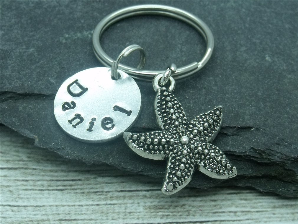 Star fish hand stamped keyring, star fish keychain, star fish keyring, personalised star fish gift, name gift, custom name word