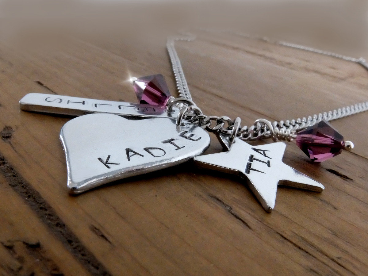 Childrens Names Necklace, Kids Names Necklace, 3 Names Necklace, Childs Name Charms, Mothers day, Three Family Names Necklace, Three Charms